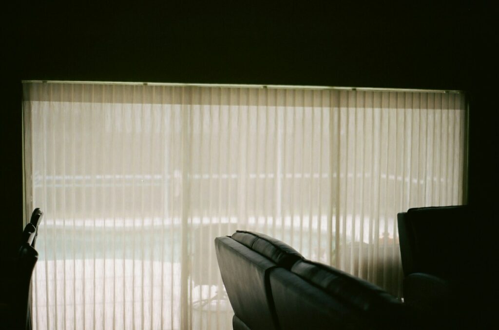 Окна подходящие для электрокарнизов