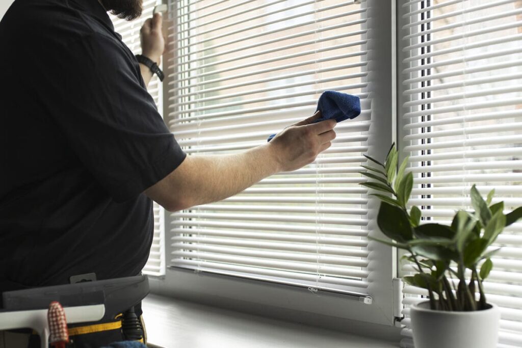 уборка жалюзи